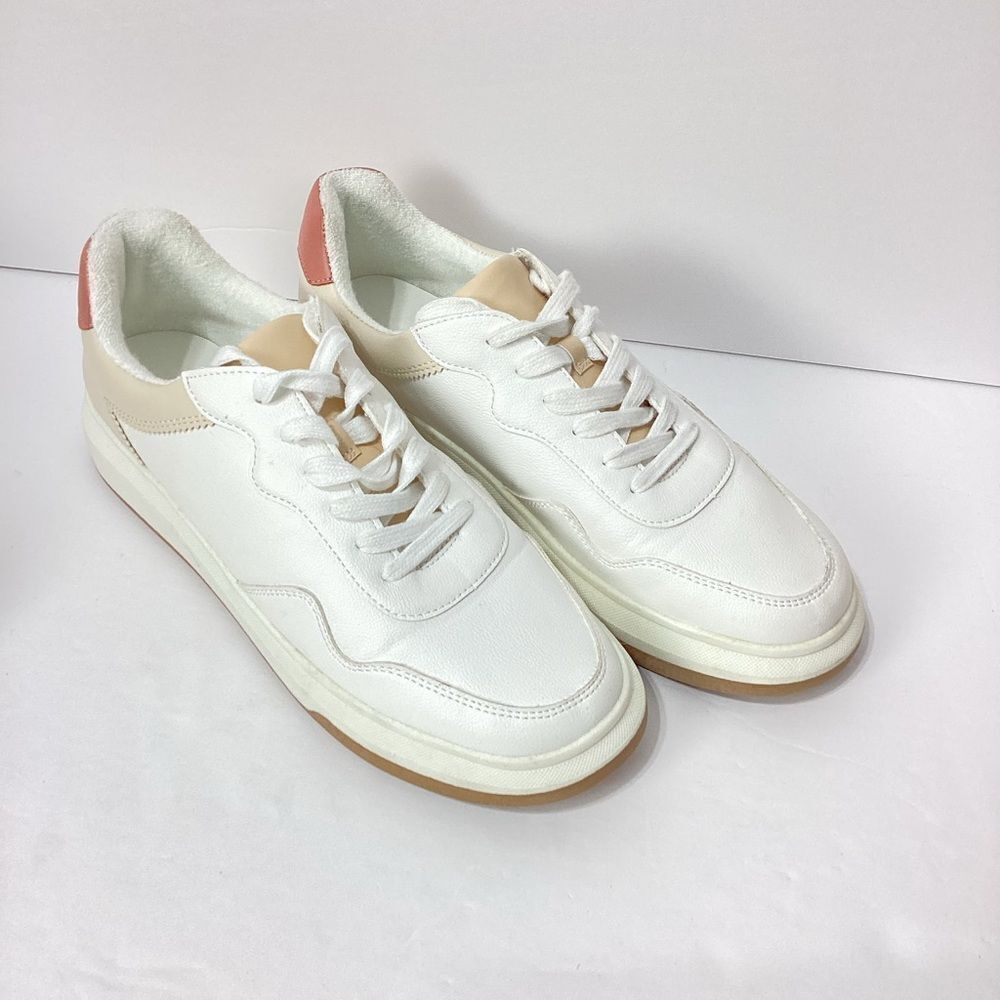 Universal Thread White And Mauve Tennis Shoes Leather Flocking 11 women’s